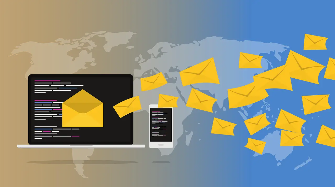What problems can arise when using the mass mailing service and how to avoid them